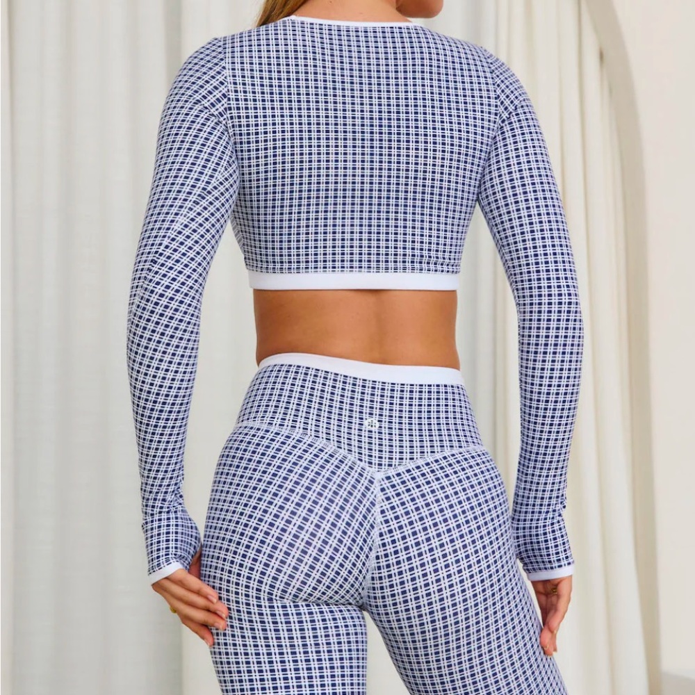 Women's Blue Checkered Leggings - Picture 3 of 6
